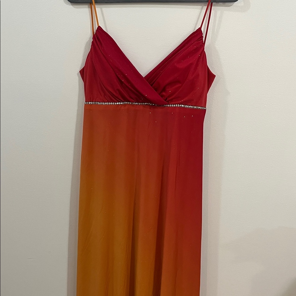 Ombrè Onyx Red-Orange Size 12 - Picture 5 of 6
